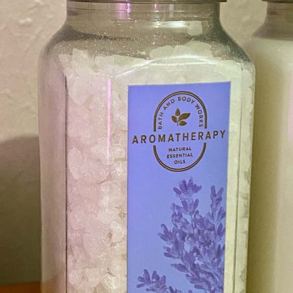 Aromatherapy Lavender Vanilla Bath Soak and Lux Bath Set - Picture 2 of 3